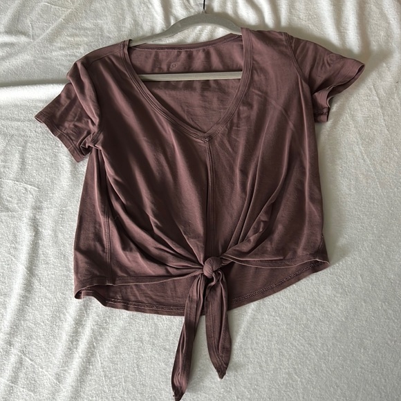 lululemon athletica Tops - Crop lululemon top